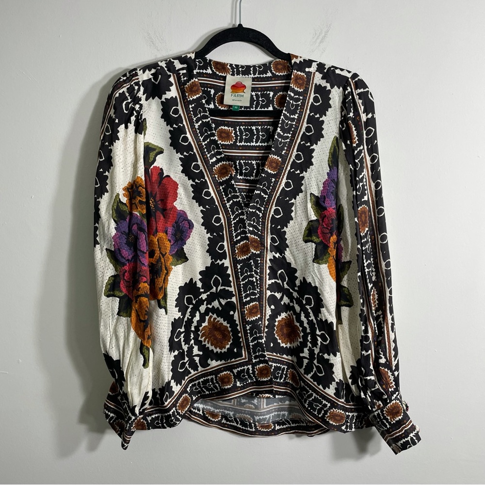 FARM Rio Flower Tapestry Blouse - Picture 6 of 15